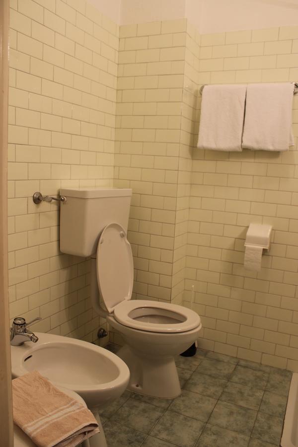 Garni Hirsch Hotel Canazei Buitenkant foto