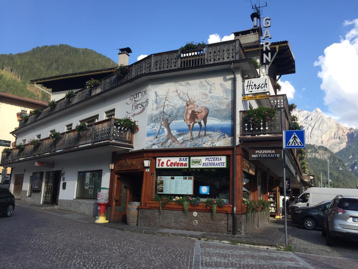 Garni Hirsch Hotel Canazei Buitenkant foto